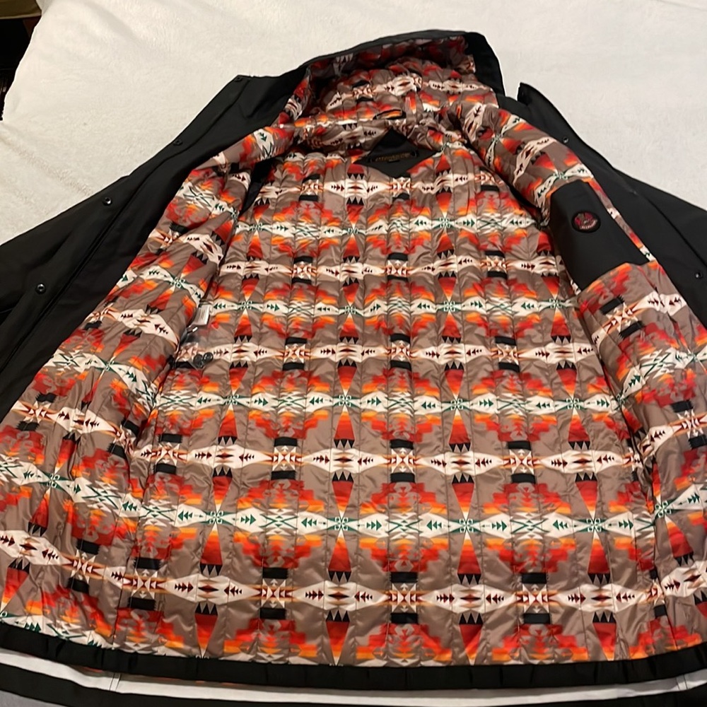 Pendleton Rain Coat - Only Worn 1 Singular Time. - image 3